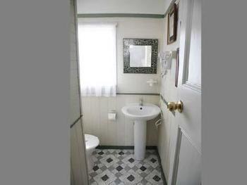On Main Guest house 3*